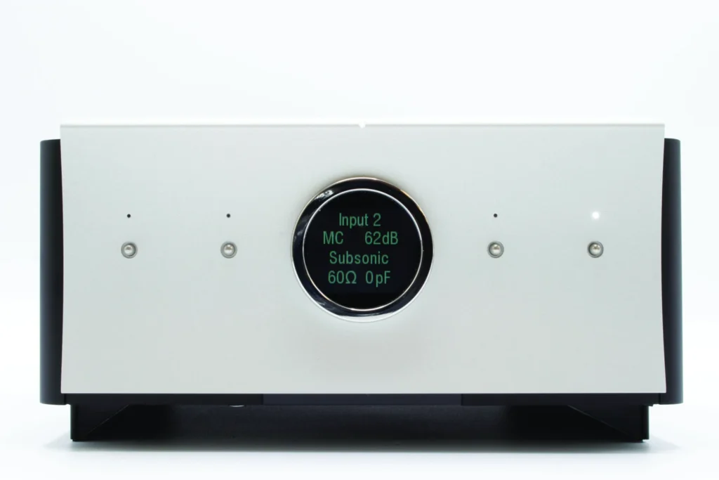 Hi-fi+ sur le phonostage Mola-Mola Lupe 02