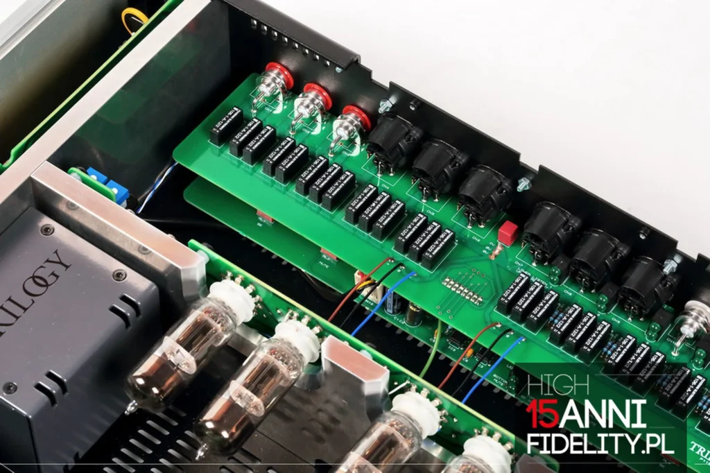 High Fidelity – Trilogy Audio 915R et 995R 11